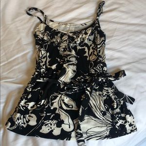 White House Black Market top